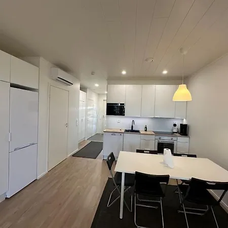 Kotimaailma - Uusi Rivitalokolmio Saunalla # 2