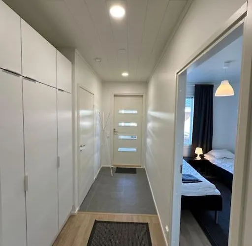 公寓 Kotimaailma - Uusi Rivitalokolmio Saunalla # 2